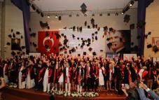 TOGÜ Tıp Fakültesi 13. dönem mezunlarını uğurladı