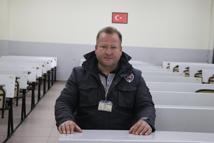 Üniversitedeki durakta görev yaparken öğrencilerden etkilendi; hayali olan gazeteciliği okuyup mezun oldu/Ek fotoğraflar
