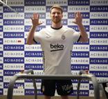 Beşiktaş’ın yeni transferi Salih Özcan sağlık kontrolünden geçti