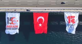 1915 Çanakkale Köprüsü’ne Türk bayrağı asıldı