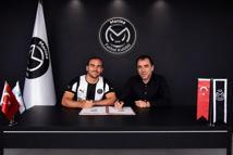 Manisa FK imza şov yaptı