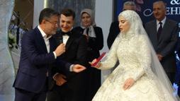 Bakan Yumaklı, nikah şahidi oldu