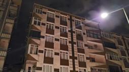 Bahçelievler’de kolonlarından sesler gelen 6 katlı apartman tahliye edildi
