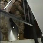 Eyüpsultan'da durdurulan motosiklette uzun namlulu silah ve el yapımı bomba ele geçirildi: 3 tutuklama