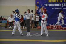 Türkiye Minikler Taekwondo Şampiyonası Sinop'ta başladı