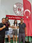 Wushu sporcularından madalya yağmuru