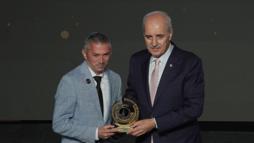 TBMM Başkanı Kurtulmuş: Türkiye'de yeni bir dönemin kapılarını sonuna kadar açıyoruz