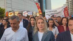Özgür Özel, Beylikdüzü'nde yürüyüşe katıldı
