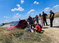Otomobille çarpışan motosikletin sürücüsü yaralandı