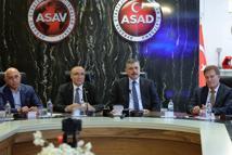 Bakan Çiftçi: Yurt içinde yurt dışında neredelerse mücadelemiz devam edecek