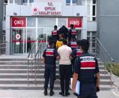 Sahte altınla vatandaşları dolandıran 5 şüpheli yakalandı