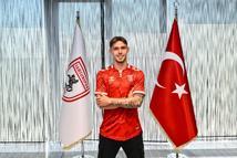 Samsunspor, Igor Drapinski ile 5 yıllık sözleşme imzaladı