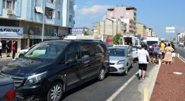 Antalya'da 5 aracın karıştığı kaza; 6 yaralı