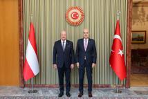 TBMM Başkanı Kurtulmuş, Avusturya Federal Şansölyesi Stocker ile bir araya geldi