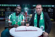 Konyaspor, Masuaku 2 yıllık sözleşme imzaladı