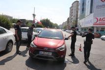 Diyarbakır’da ihbarlara 4 dakikada müdahale eden ‘Yunus’ timleri 7 ayda 529 silah ele geçirdi / Ek fotoğraflar