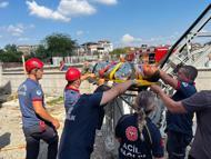 İnşaatta yüksek gerilim hattına kapılan işçi ağır yaralandı