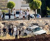 Mardin’de taksi ile çarpışan cip şarampole devrildi: 3 yaralı