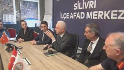 Vali Gül, Silivri'de otluk alandaki yangına ilişkin bölgede incelemelerde bulundu