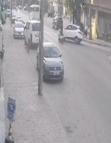 Motosiklet ile otomobilin çarpıştığı kaza kamerada