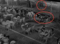 Ağacın arkasında pusuda bekleyip kafede oturan kişiyi vurdu