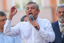 Özgür Özel: Yarının iktidarının genel başkanı olarak karşınızdayım