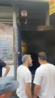 Fatih'te iş hanında çıkan yangın söndürüldü