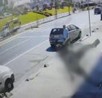 Sultangazi'de işçinin 3'üncü kattan düştüğü anlar kamerada