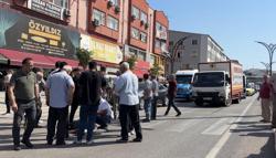 Yaya geçidinde otomobilin çarptığı yaya yaralandı