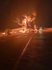 Mardin’de lastik yüklü TIR’da yangın