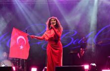Kestel’deki 30 Ağustos kutlamaları Mela Bedel konseriyle tamamlandı