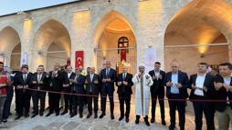 Adıyaman’da depremde hasar gören camiler ve türbe ibadete açıldı