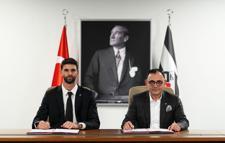Ümit Akdağ, Beşiktaş'ta 50 numaralı formayı giyecek
