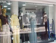 Adana'da giyim mağazasına silahlı saldırı