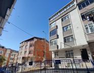 Sultangazi’de kayma meydana gelen 4 katlı bina tahliye edildi