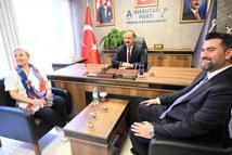 Ağıralioğlu, Kırıkkale’de esnaf ve partililerle bir araya geldi