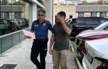 Korkulukları aşıp yola çıktığı öne sürülen çocuğa otomobil çarptı