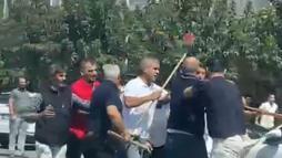 Sokakta taşlı sopalı kavga; 3 yaralı