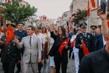 Alaçatı'nın kurtuluşunun 104'üncü yılı törenlerle kutlandı