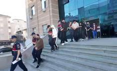 Hesaplarında 2,3 milyar liralık hareketlilik olan yasa dışı bahis şüphelilerine operasyon: 12 tutuklama (12)