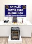 Çelik kasadan 2,4 milyonluk hırsızlığa 3 tutuklama
