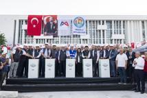 Mezitli’ye yeni kent meydanı
