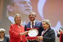 Özgür Özel: Bir gün bile cezaevinde kalmayacak kişiler hizmetten uzak