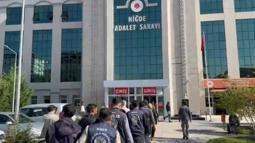 Yasa dışı bahis sitelerinde 1 milyar liralık işlem yapan 5 şüpheli tutuklandı