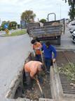 Ayvalık'ta mazgal ve yağmur suyu kanalları temizlenerek kışa hazırlanıyor