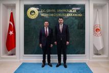 Bakan Kurum, Çekmeköy Belediye Başkanı Çerkez'i kabul etti