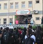 Tükürük bezi kanserini yenen Buse, okula yeniden döndü