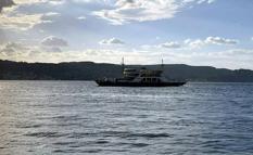 Gökçeada ve Bozcaada feribot seferlerine fırtına engeli
