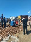 Kızıltepe’de devrilen kamyonun sürücüsü yaralandı
