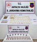 Aksu ve Manavgat'ta uyuşturucu operasyonu